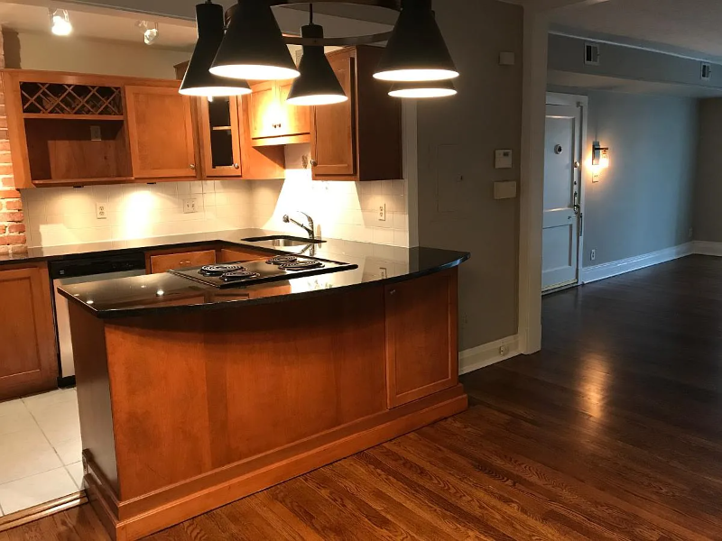 4508 J C Nichols Pkwy #3S - Photo 3 of 20