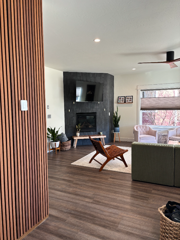 4451 Alexander St - Photo 2 of 12