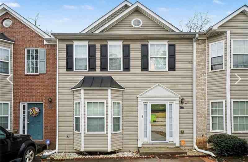 1243 Blairs Pointe Dr - Photo 2 of 20