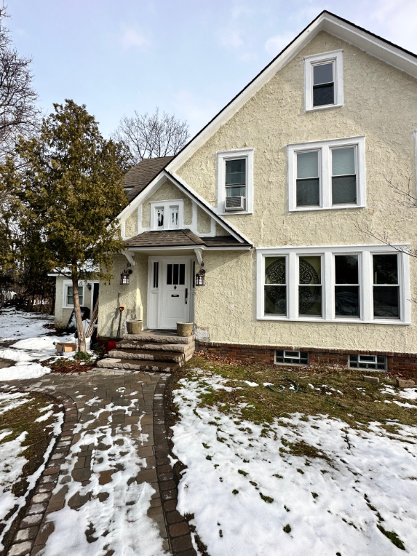 1401 Euclid Ave - Photo 2 of 13