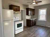 445 Main St #B - Photo 1 of 1