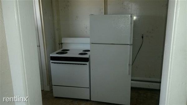 107 Washington St - Photo 2 of 9