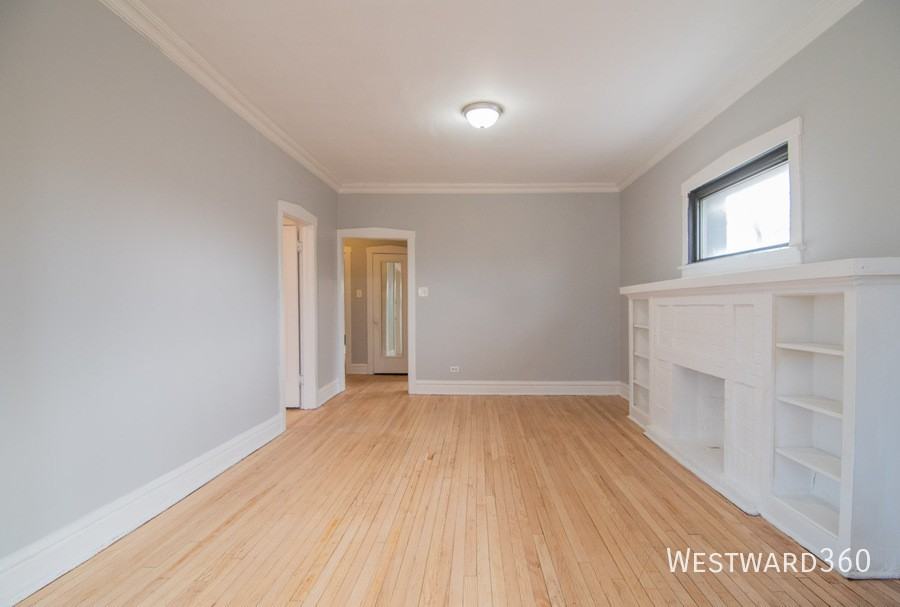 3823 W Wrightwood Ave #2B - Photo 6 of 17