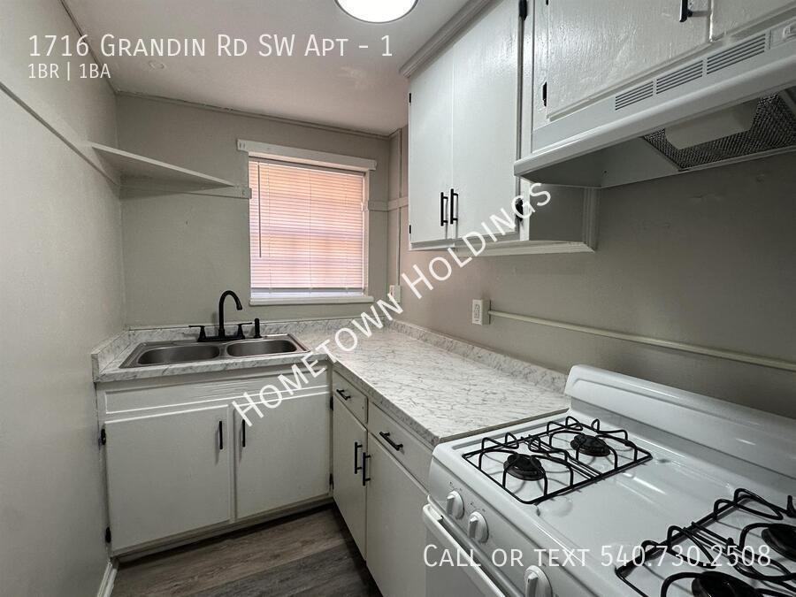 1716 Grandin Rd Sw #1 - Photo 4 of 7