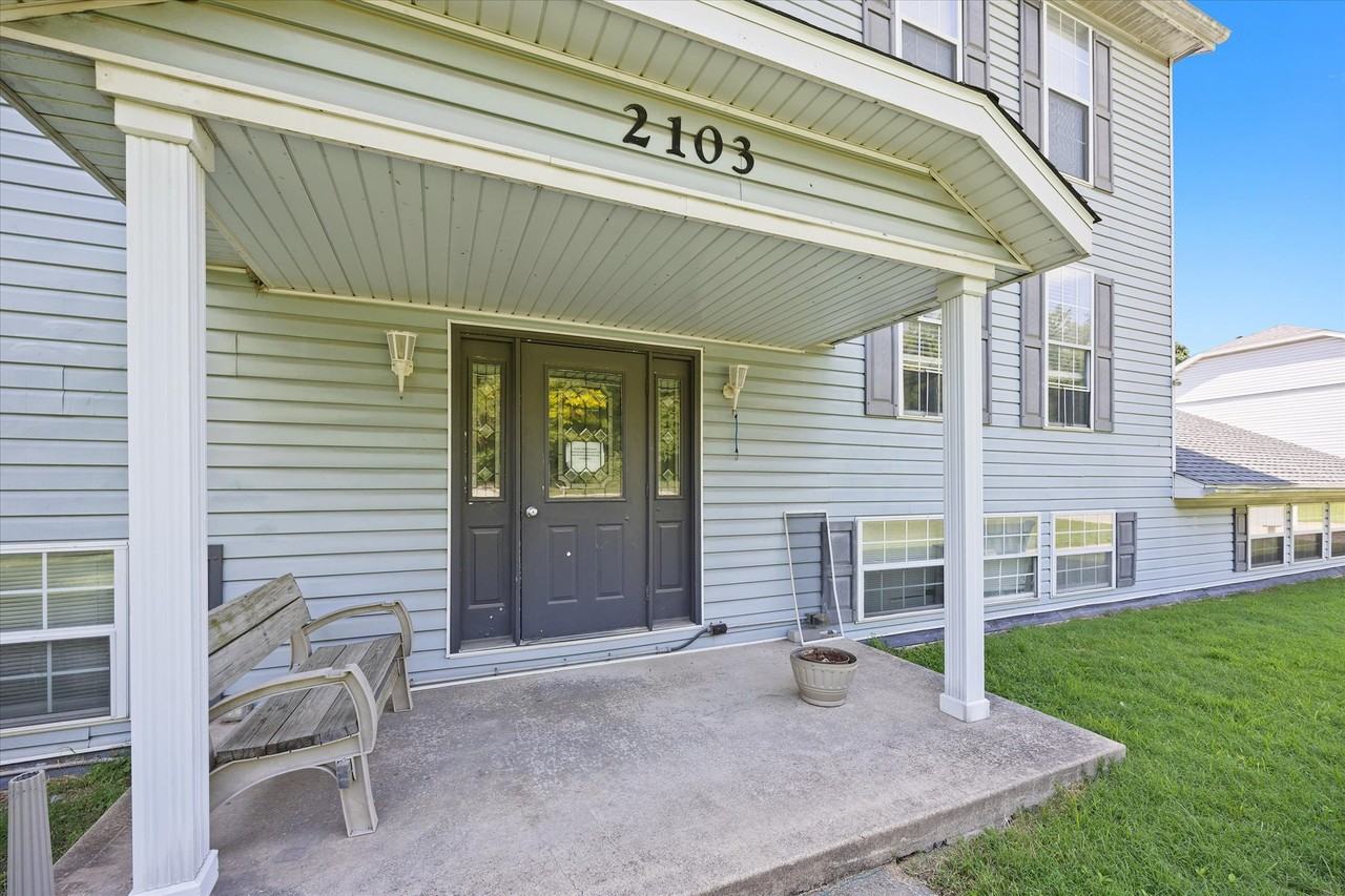 2103 N Keebler Ave #F - Photo 2 of 17