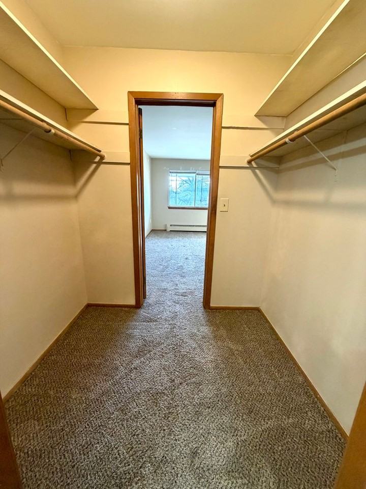 Mason Meadows - Photo 5 of 22