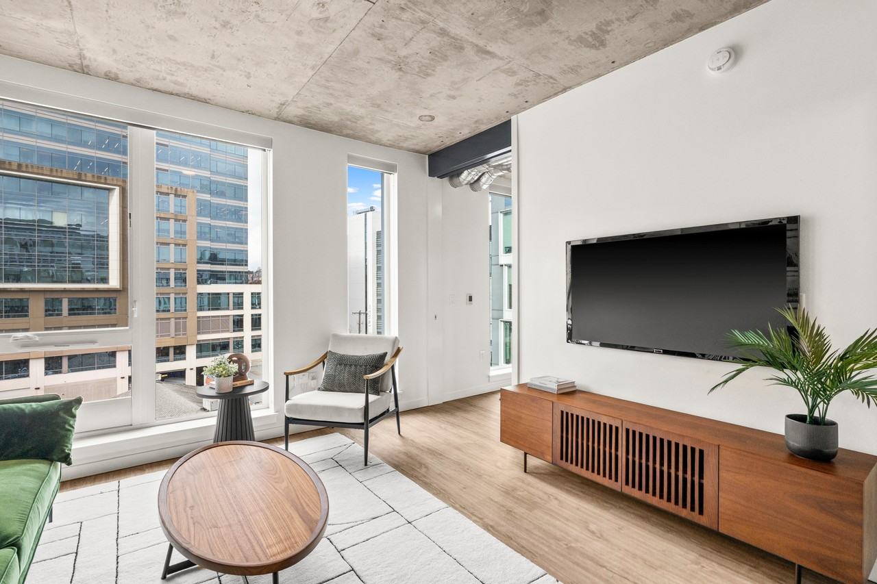 8th & Republican - Photo 6 of 42