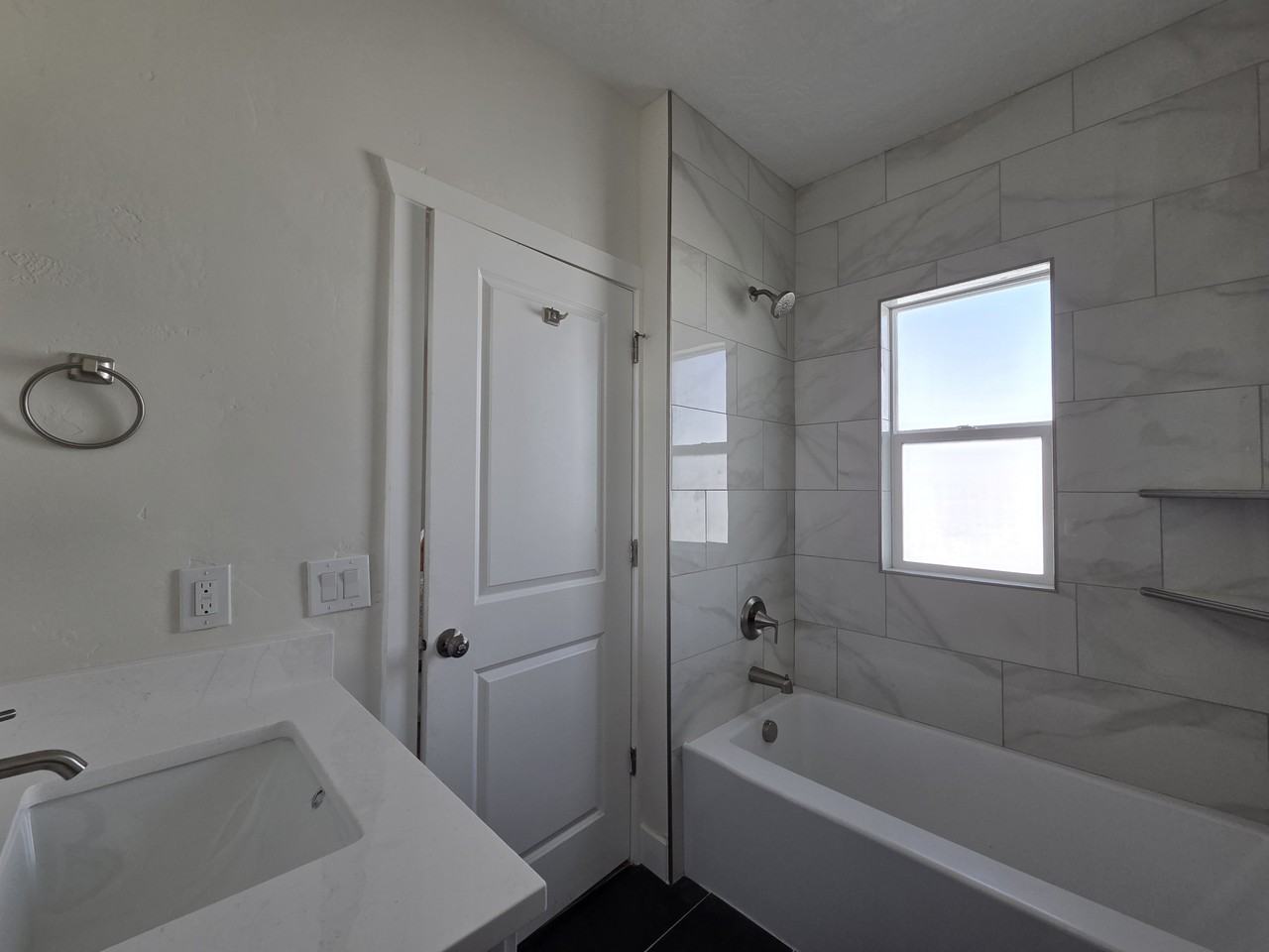 152 North 200 West Street #A - Photo 3 of 17