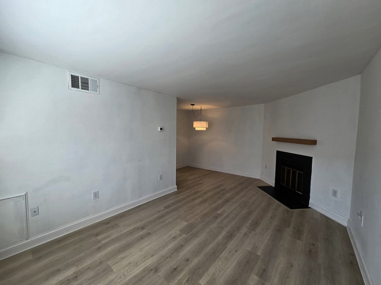 2604 Tunlaw Rd Nw #1 - Photo 3 of 33