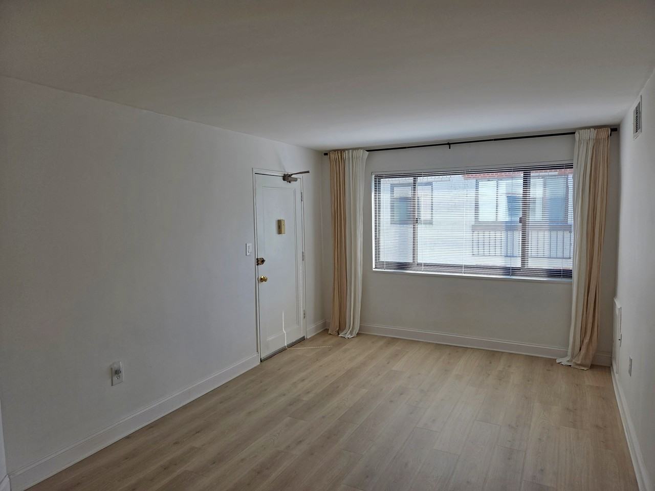 2604 Tunlaw Rd Nw #1 - Photo 6 of 33