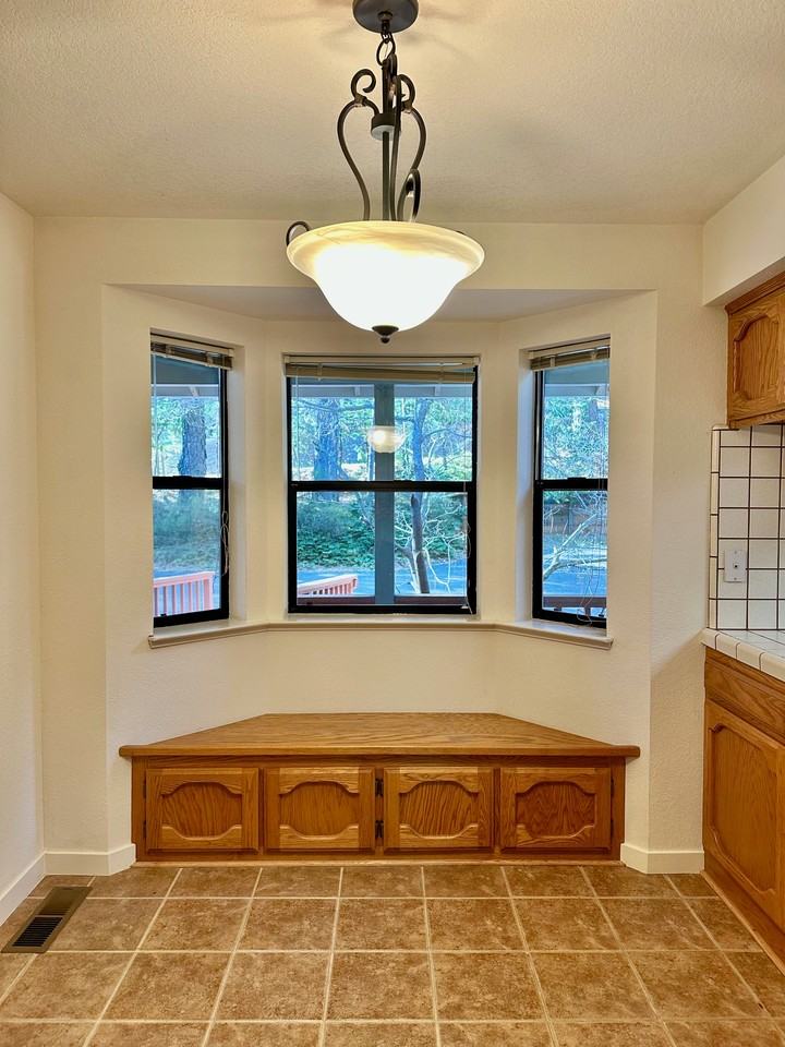 15593 Carrie Dr #1 - Photo 5 of 38