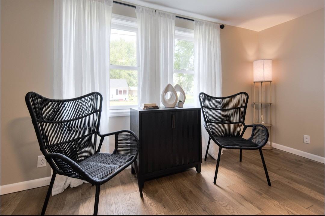 1929 S 24th St #NA - Photo 3 of 20