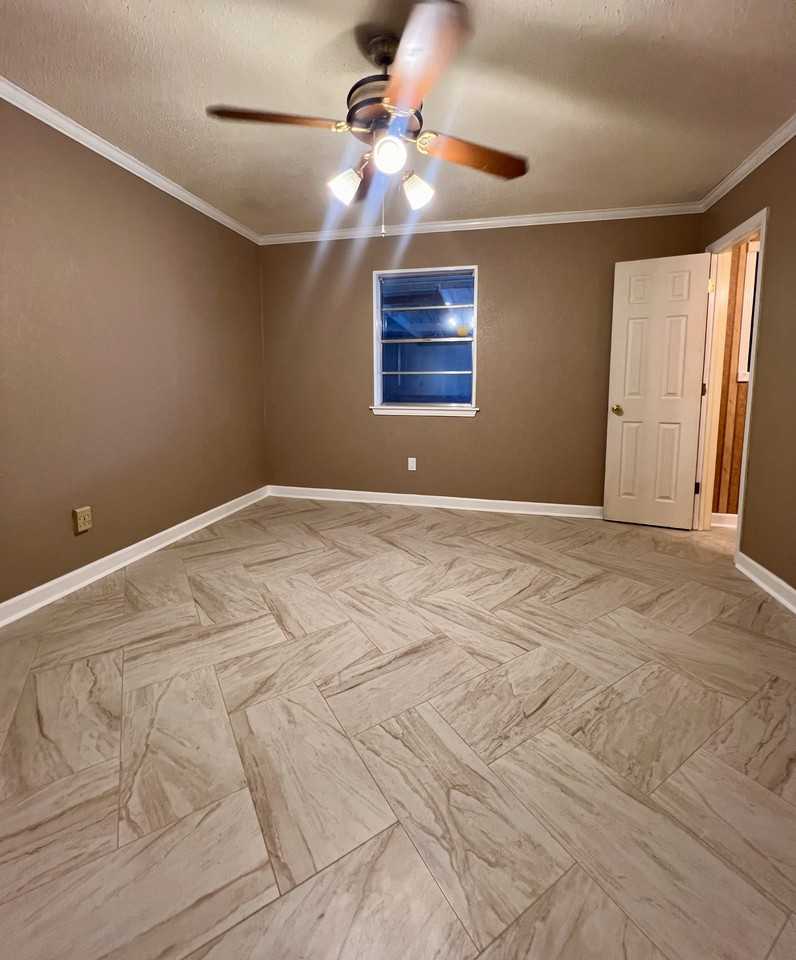 3073 Sorbonne Dr #NA - Photo 6 of 10