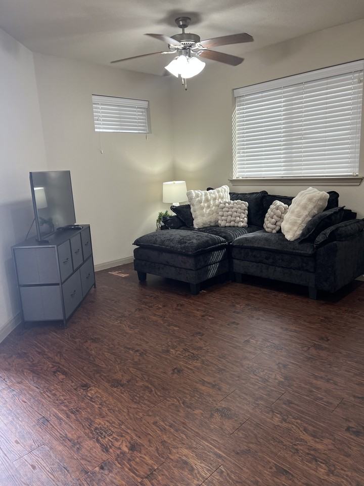 715 Cleveland Ave #NA - Photo 4 of 14