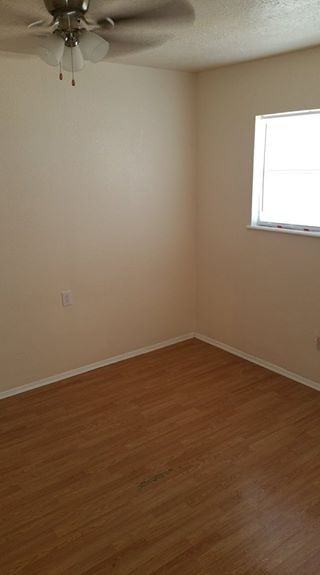 2947 Stearns Ave #NA - Photo 5 of 7