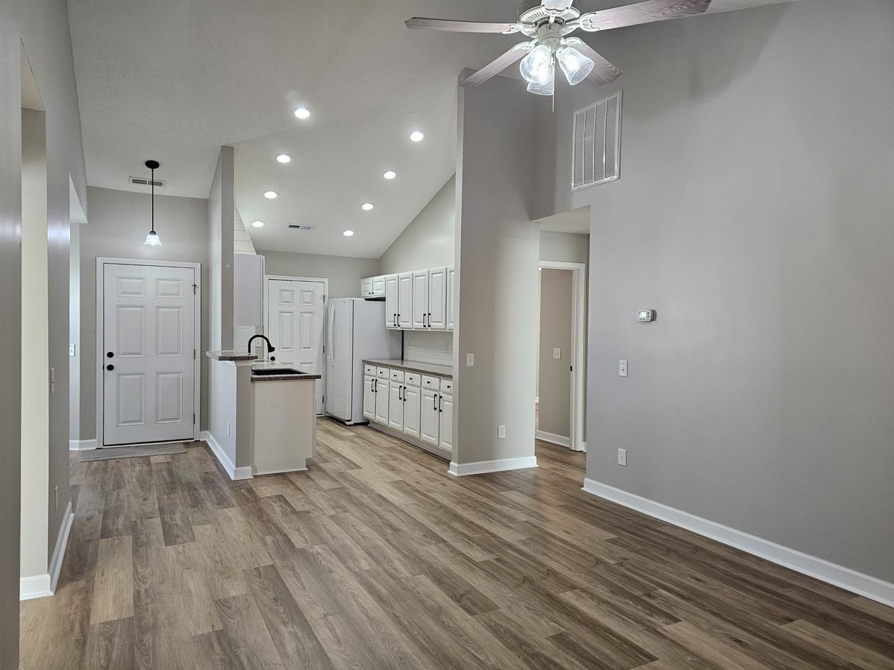 118 Retreat Pl #NA - Photo 3 of 21