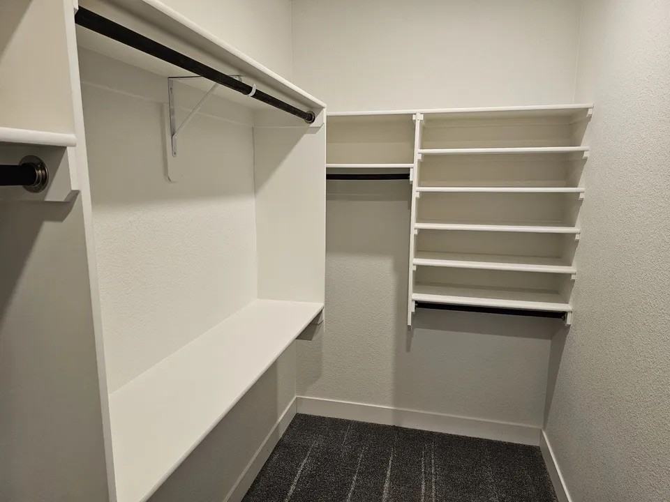 4212 Valdez Ct Ne #NA - Photo 2 of 18