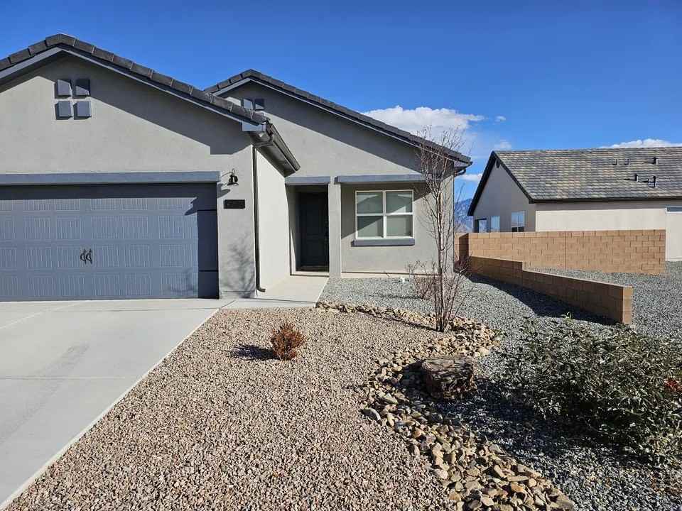 4212 Valdez Ct Ne #NA - Photo 4 of 18