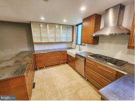 featured image of 7950 Inverness Ridge Rd #7950