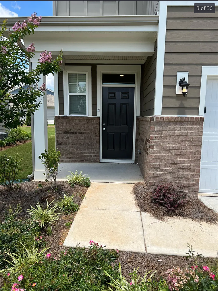 2011 Weddington Pointe Dr #NA - Photo 2 of 36