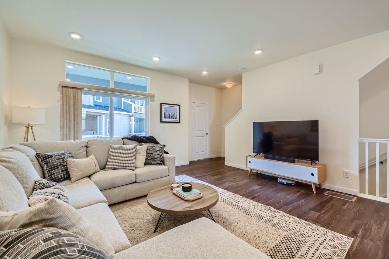 532 W Amherst Ave - Photo 5 of 30