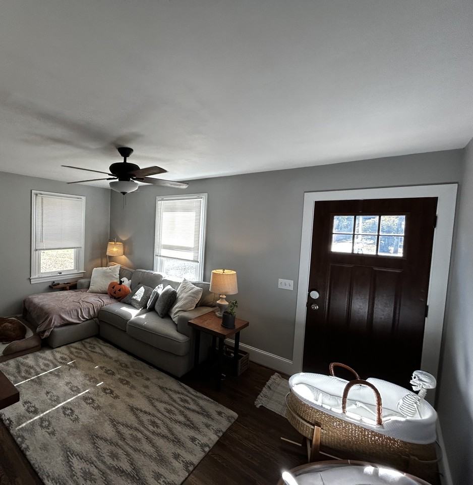 233 Perry Ave #NA - Photo 3 of 12