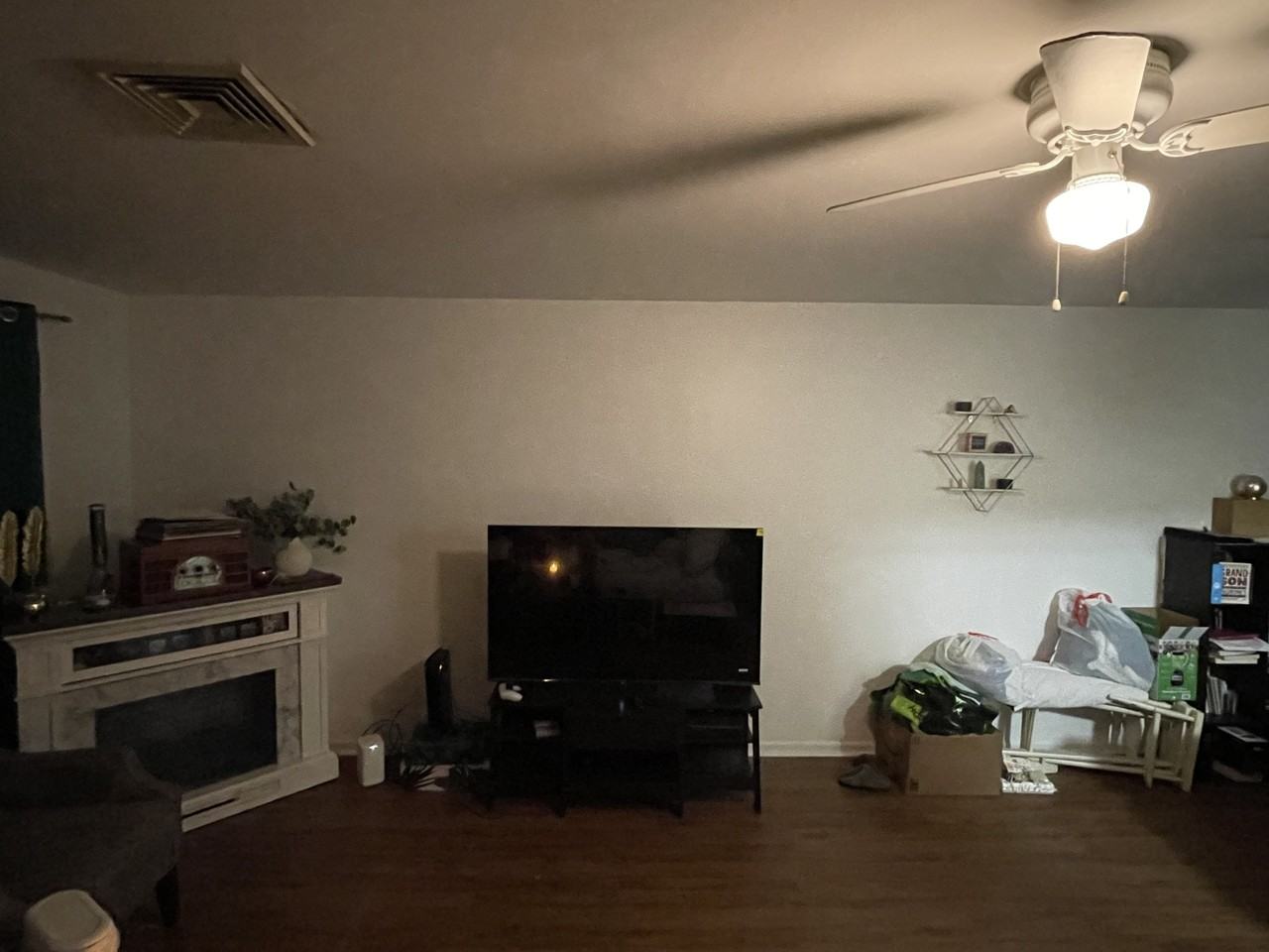 Stephens St #1stFL - Photo 7 of 13