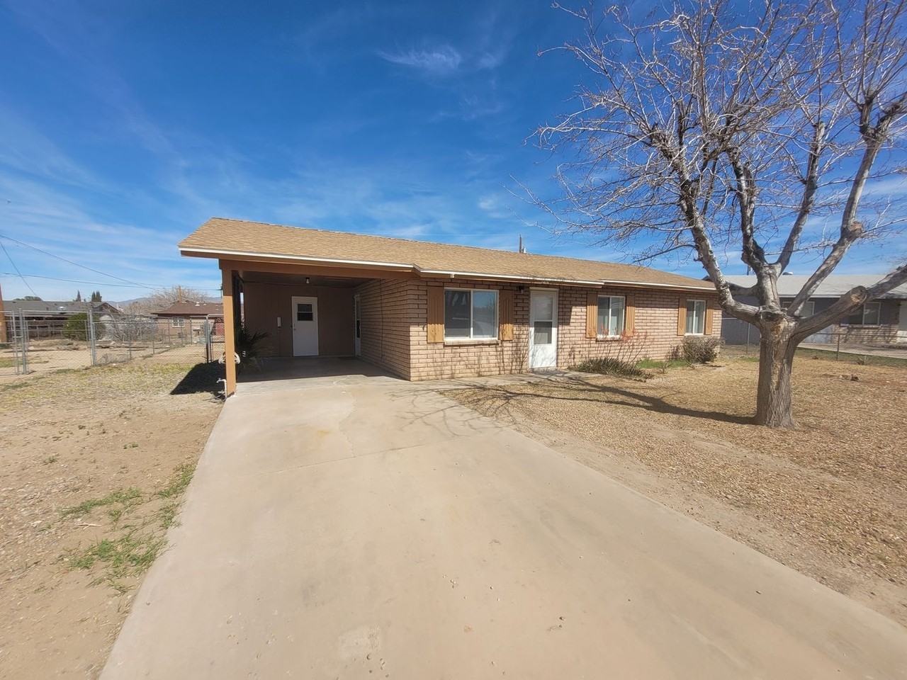 1316 W Tucson St - Photo 2 of 21