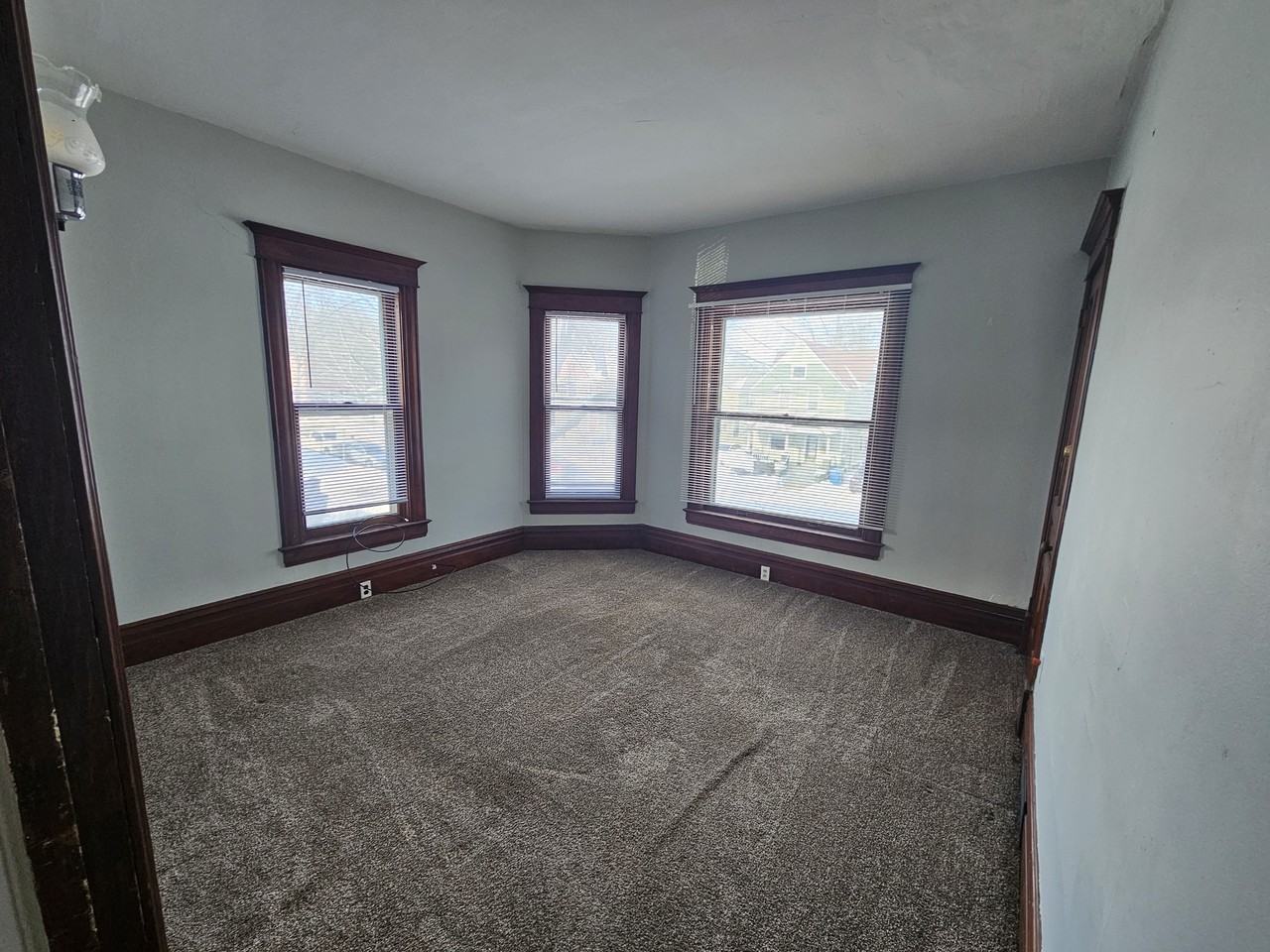 709 W Vine St #2 - Photo 3 of 17