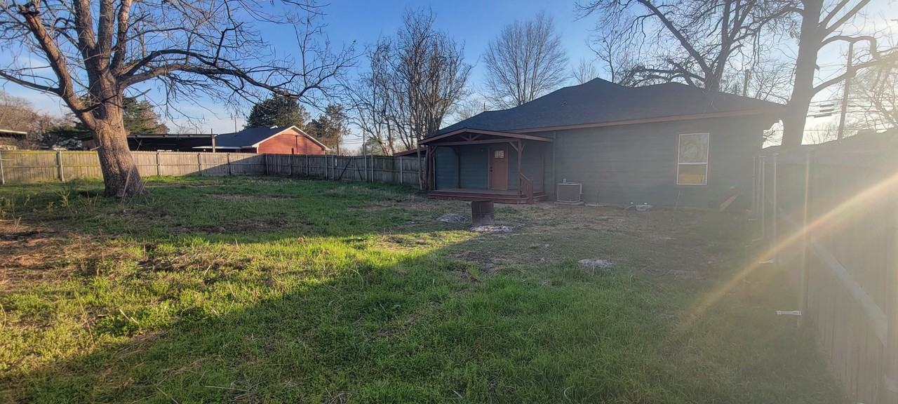 308 W Pine St #NA - Photo 5 of 20