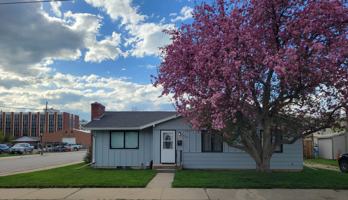 featured image of 124 W Water St #1