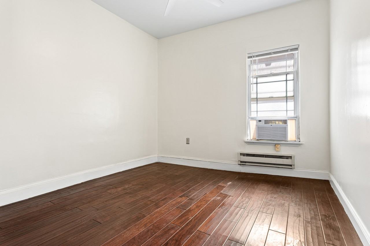 1101 E Palmer St #1 - Photo 7 of 23