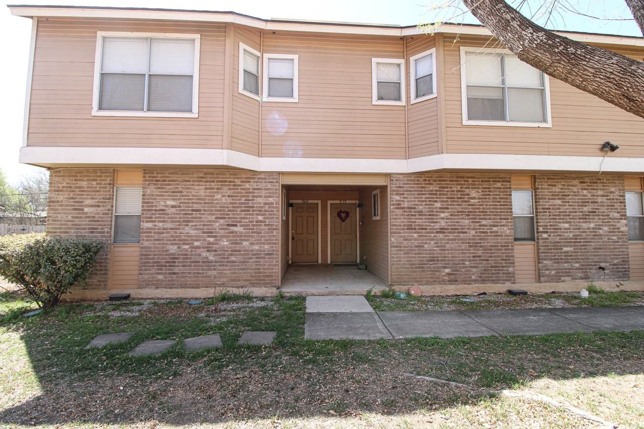 949 Schertz Pkwy - Photo 2 of 27