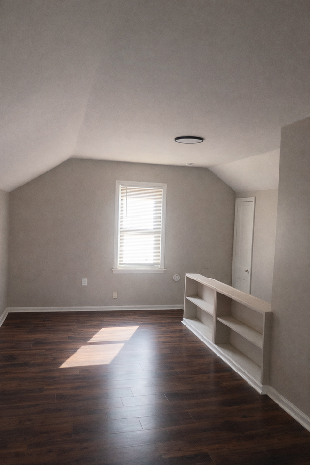 6021 Grandville Ave - Photo 7 of 8