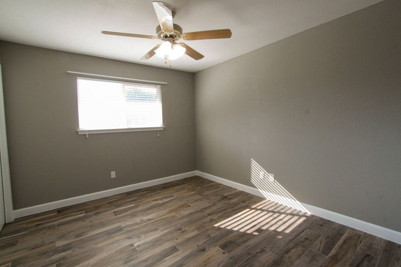 11505 Powder Mill Trl - Photo 7 of 26