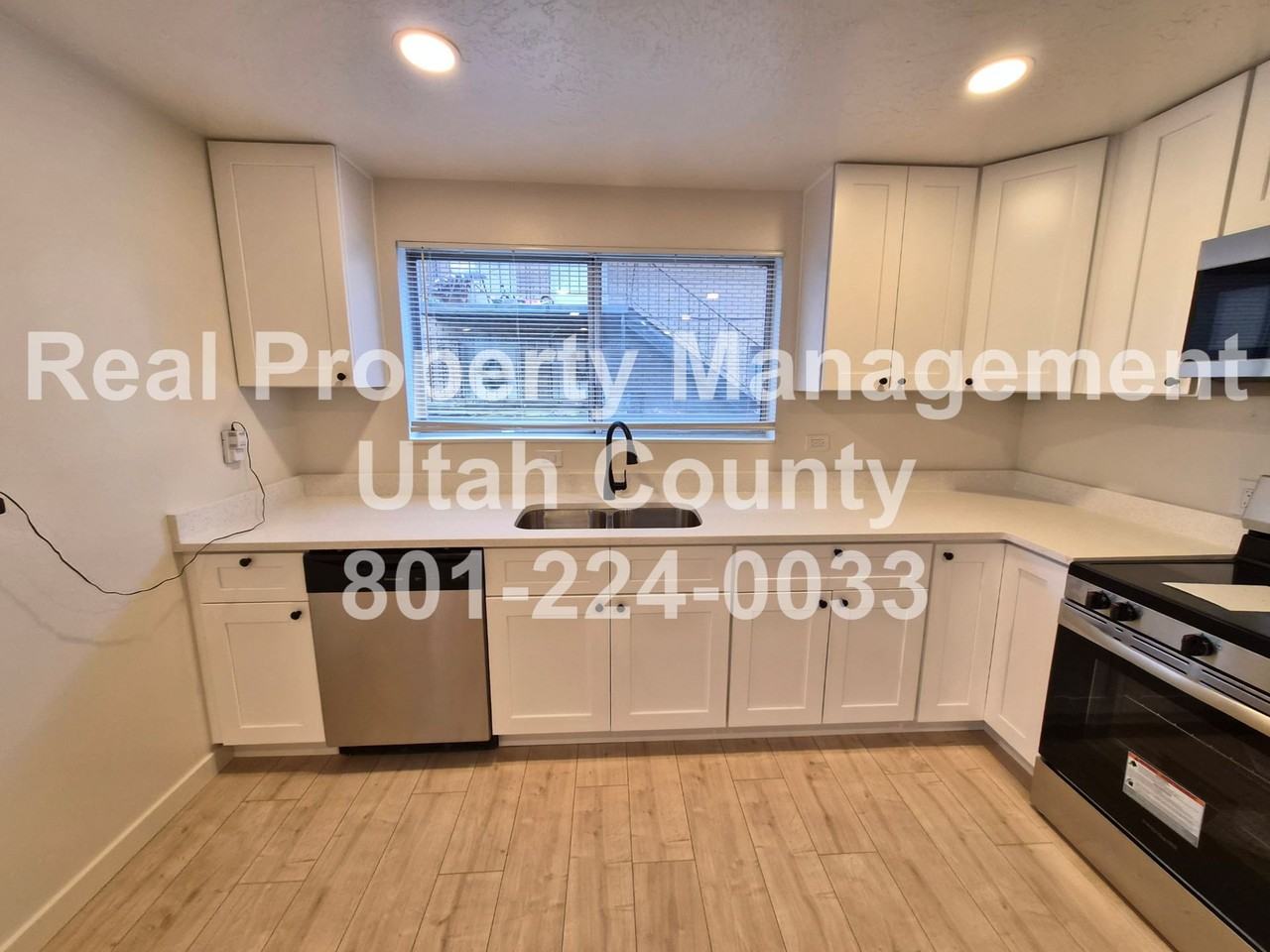 1148 W 100 N - Photo 4 of 22