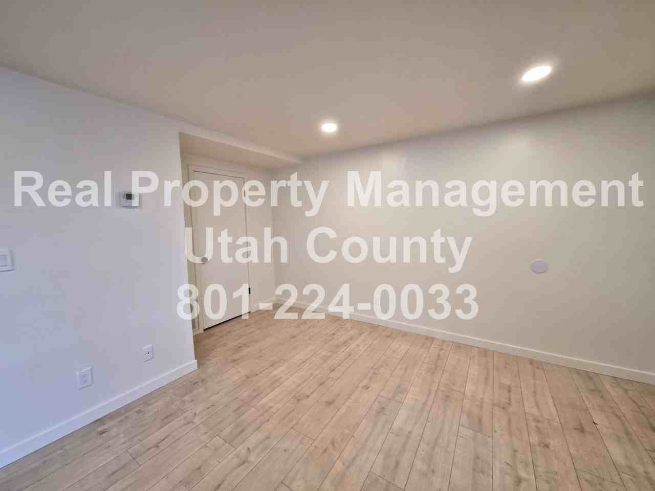 1148 W 100 N - Photo 6 of 22