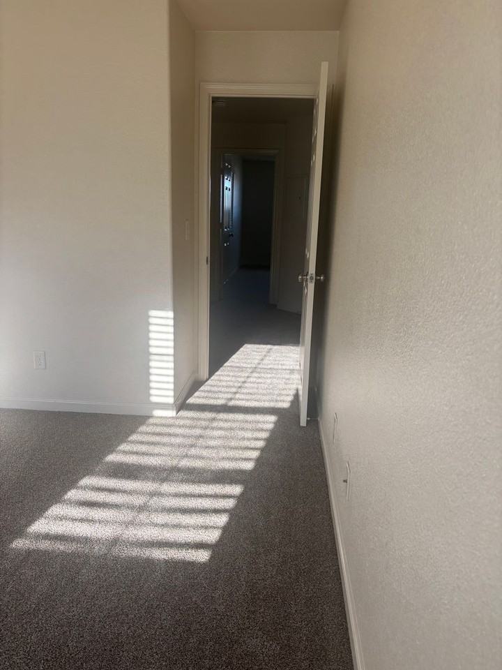 9th St. - 118-120 - Photo 6 of 8