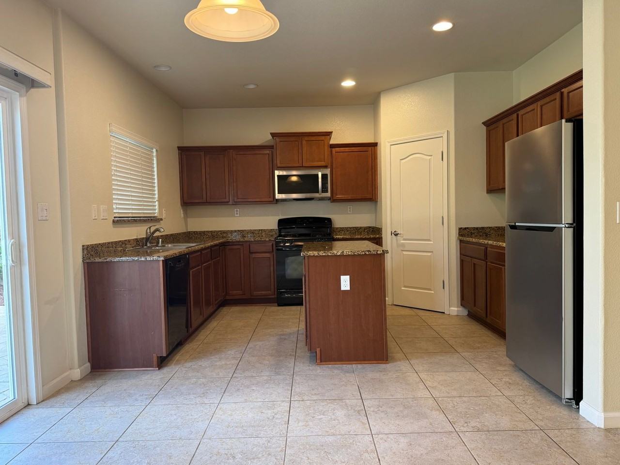 2145 Trimstone Way - Photo 4 of 19