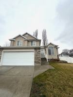 featured image of 943 W 1520 N