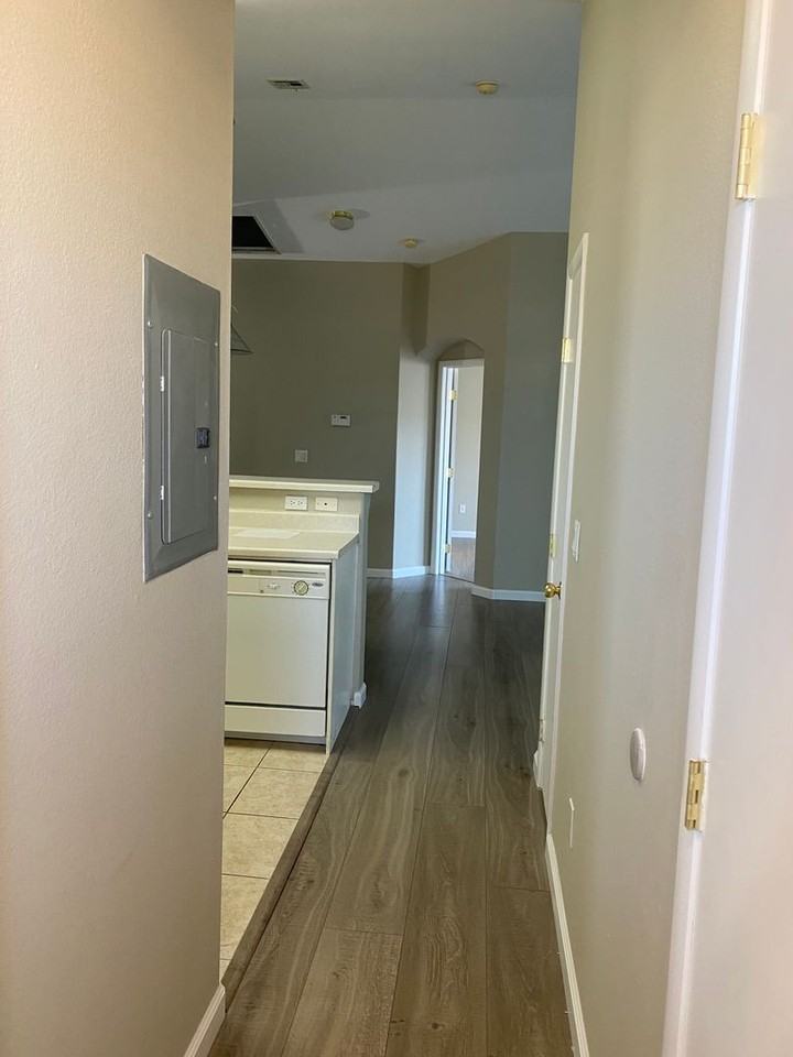 9318 Square Dance Pl - Photo 4 of 50