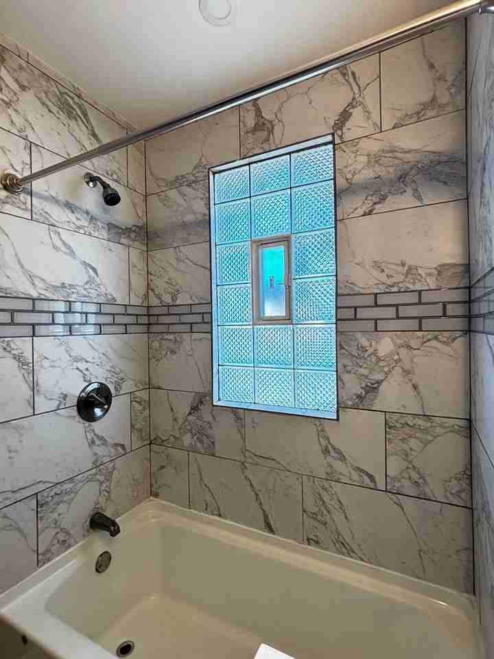 3935 Catalpa St - Photo 2 of 14