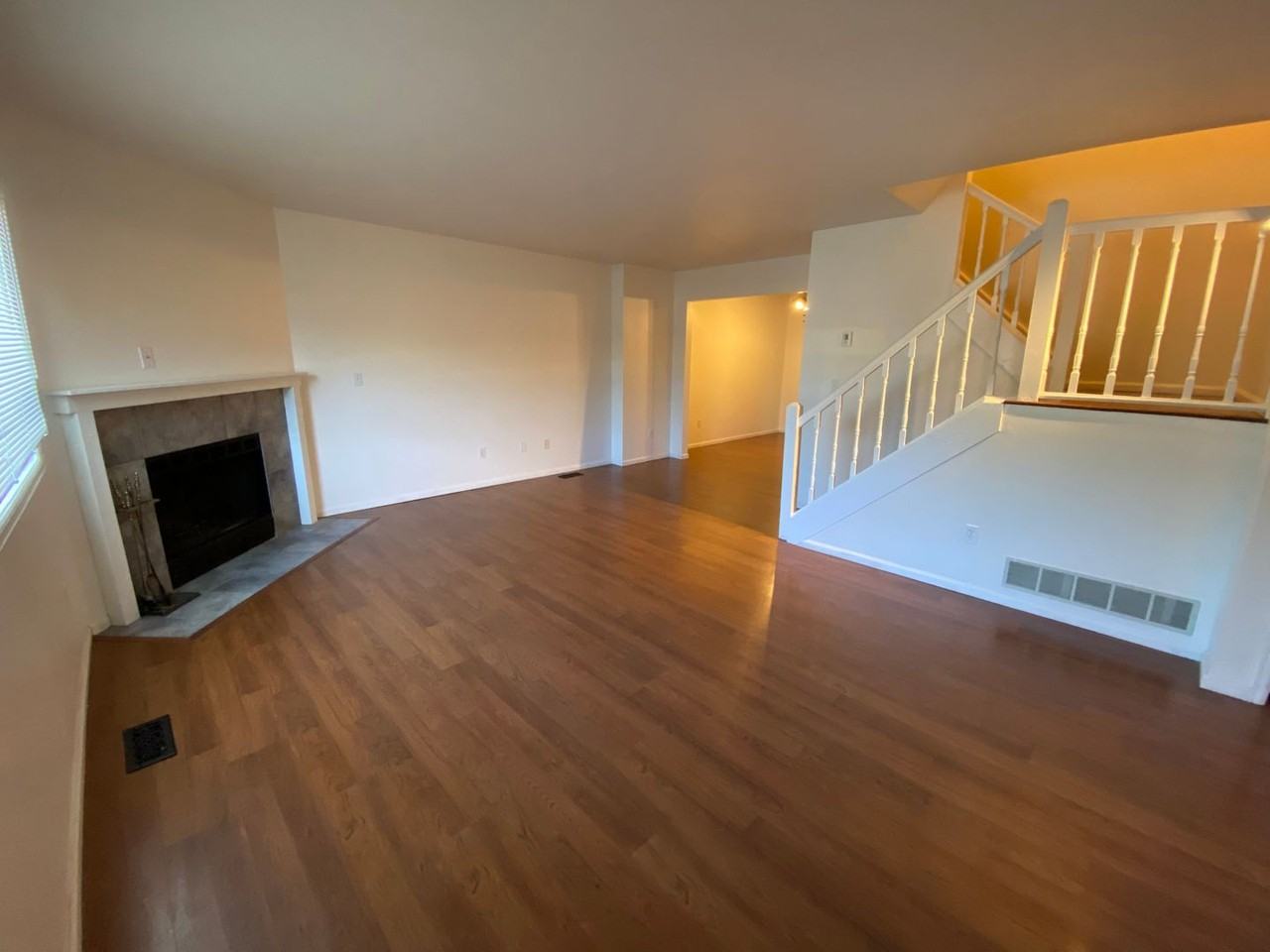 2612 Somerville Ct - Photo 3 of 17