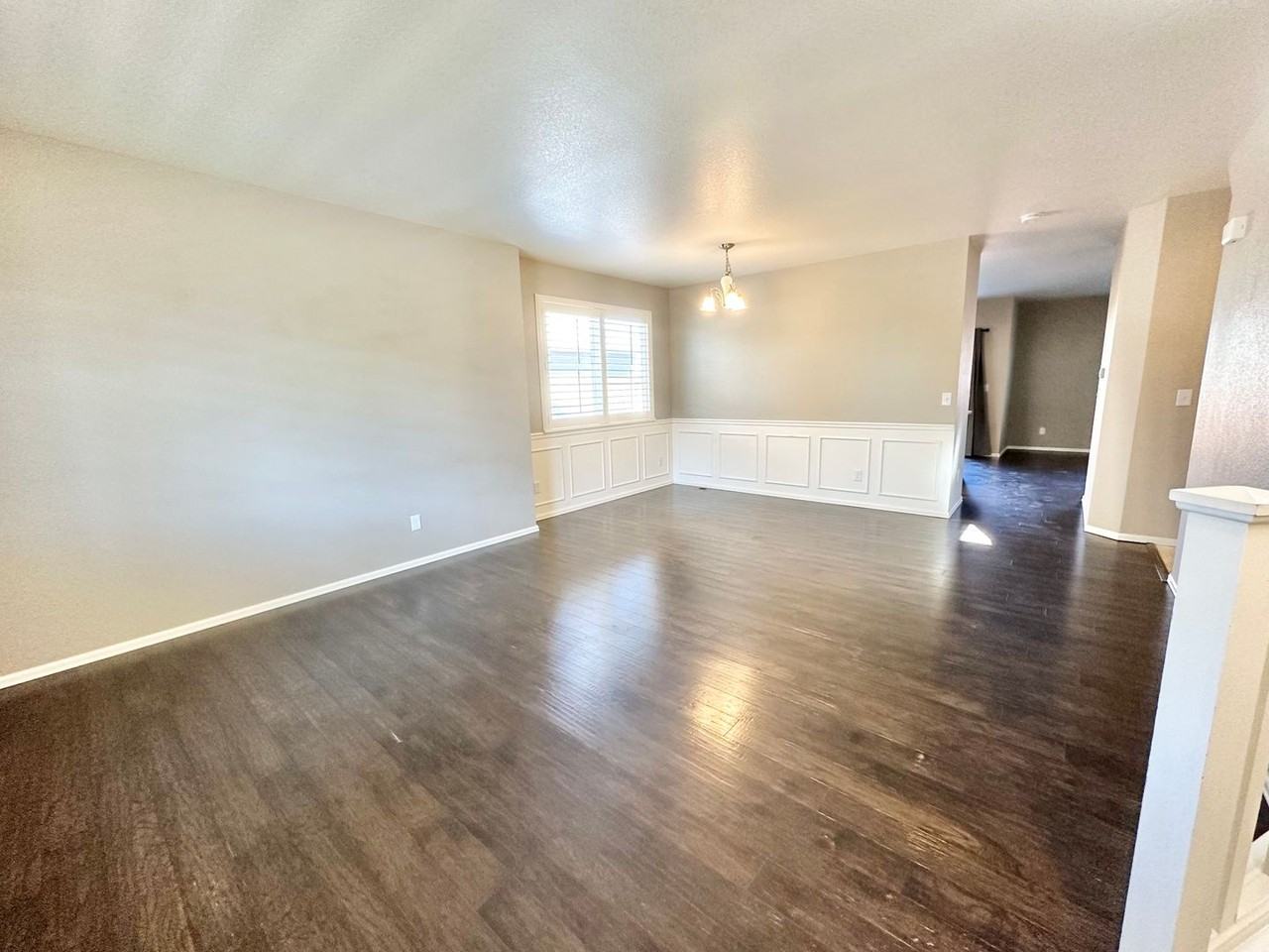 915 Campfire Dr - Photo 3 of 26