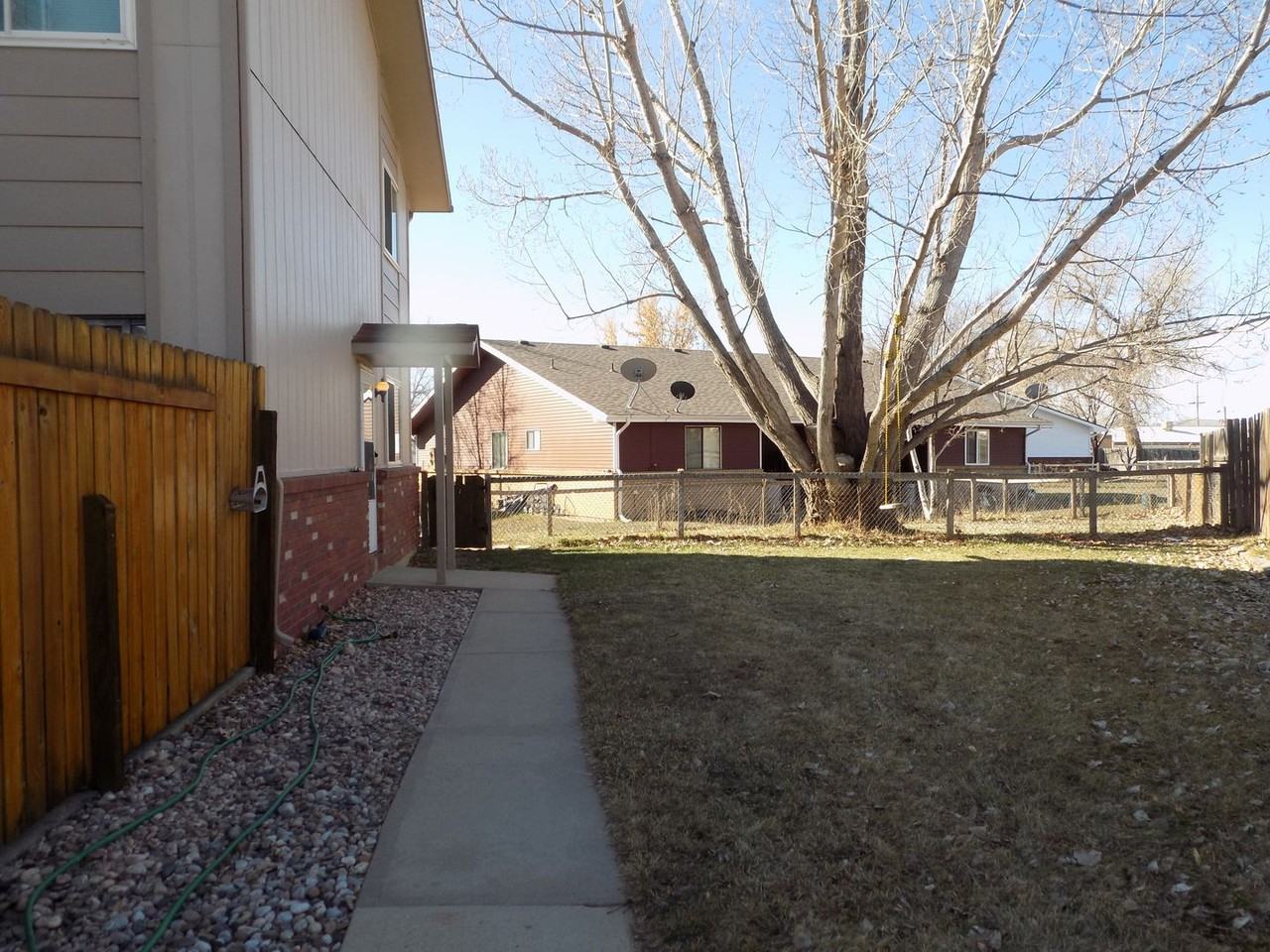 1509 Kennedy Ave - Photo 2 of 16