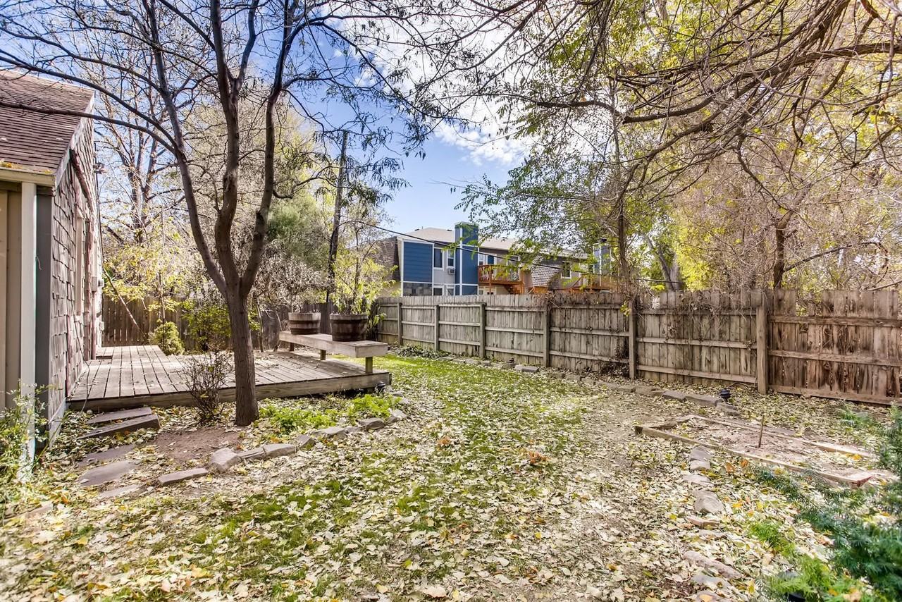 1525 Crestmore Pl - Photo 4 of 28