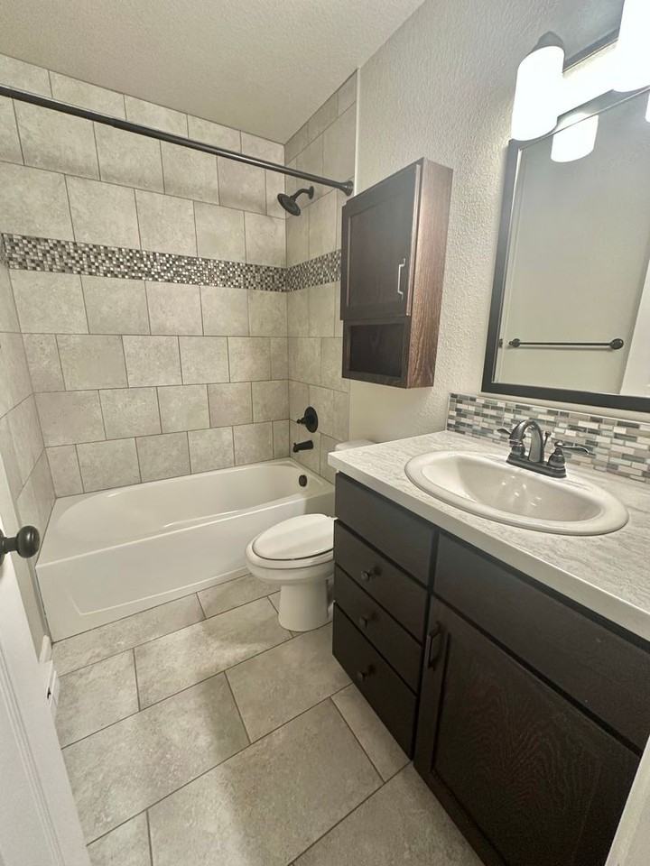 2813 Adobe Dr - Photo 7 of 13