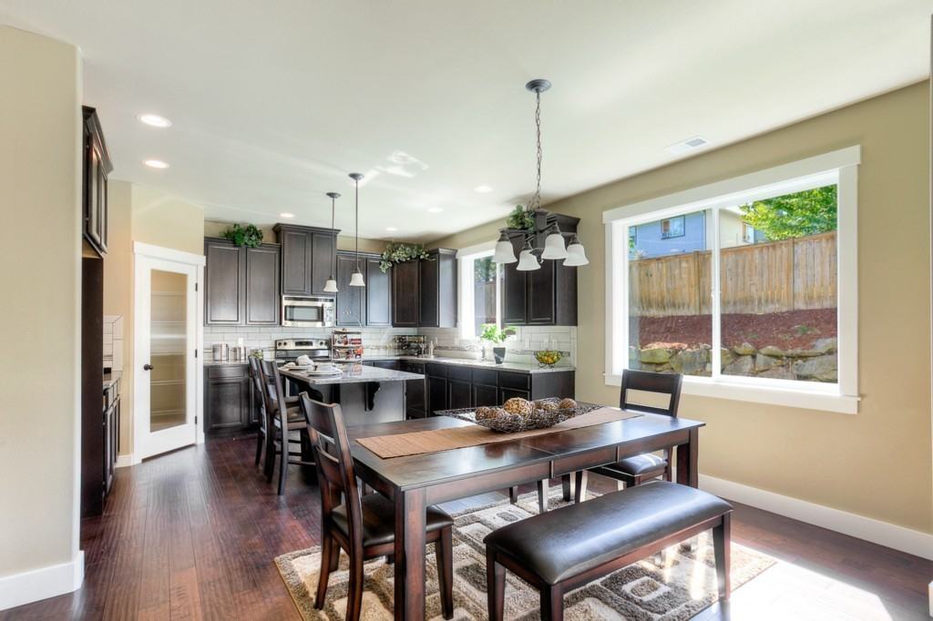 15024 82nd Ave E - Photo 2 of 11