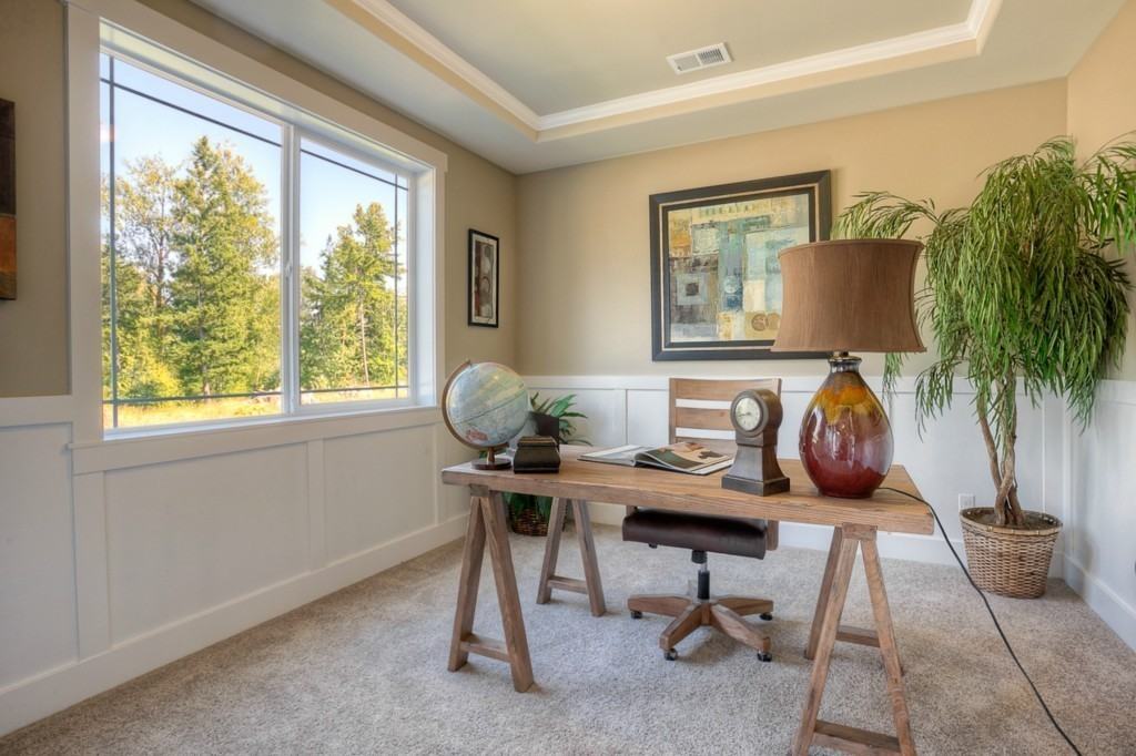 15024 82nd Ave E - Photo 5 of 11