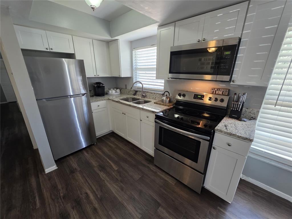 705 1st St #705-4 - Photo 3 of 10